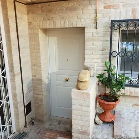 A Casa Di Desideria - Dependance In Ripatransone